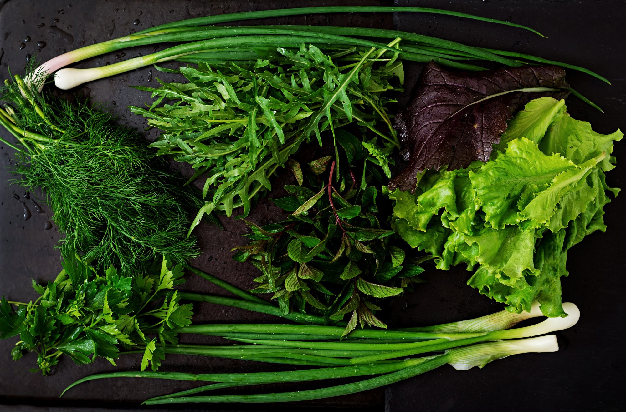 Vegetales de hoja verde oscuros